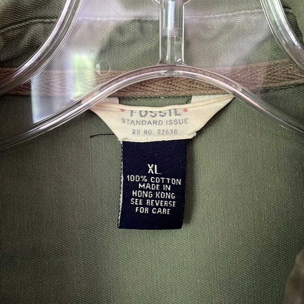 Fossil Standard Issue Button Down Army Green Top - image 3